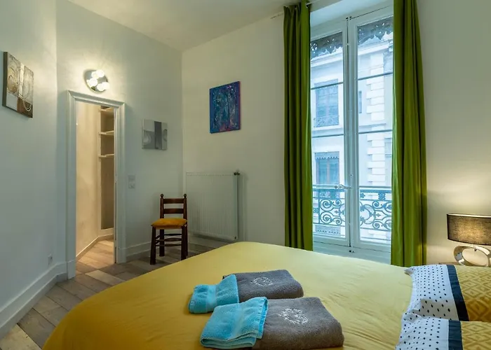 Le Contemporain, Hyper-centre, 8 Pers Apartament *