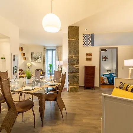Apartment Le Contemporain, Hyper-centre, 8 Pers *